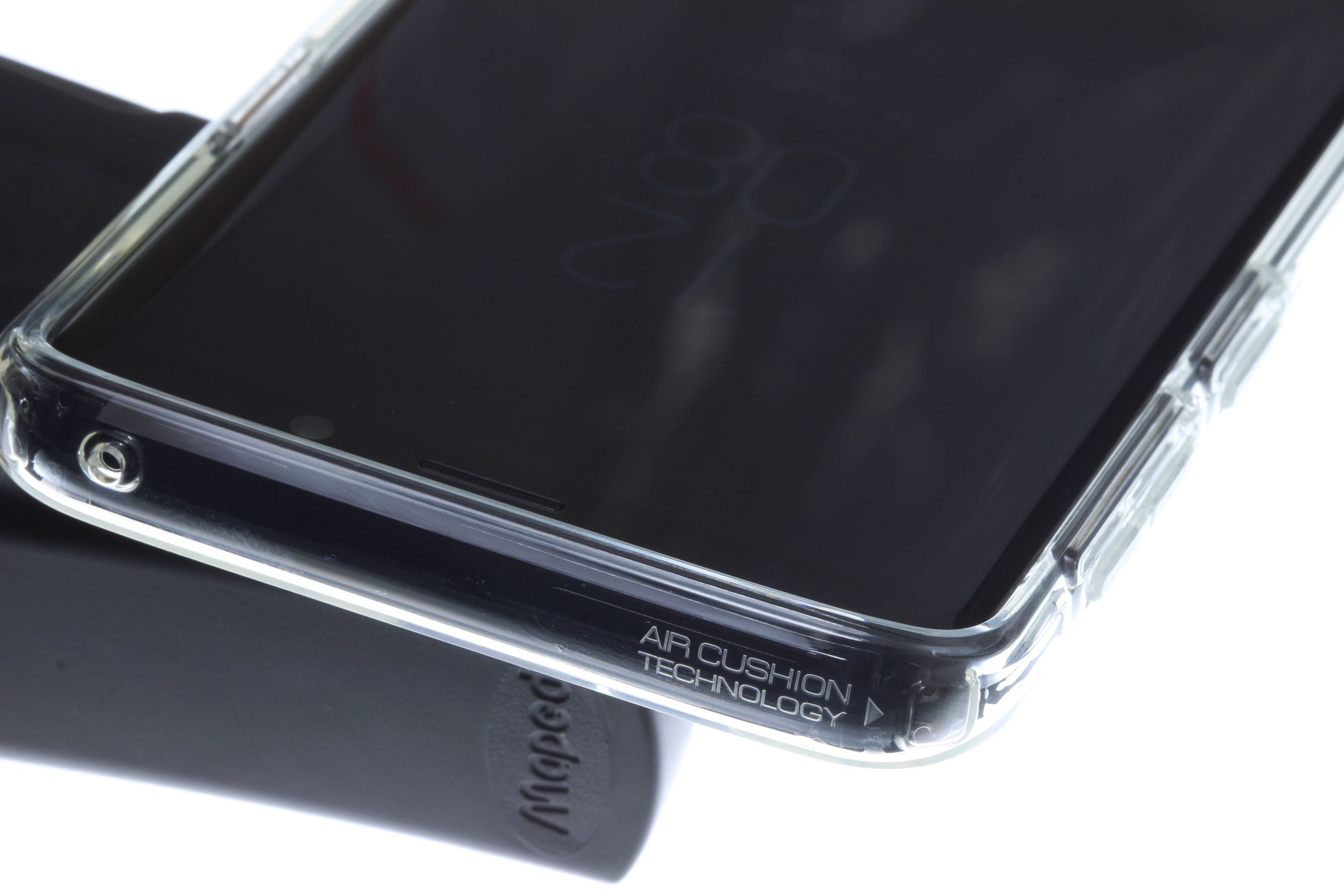 Etui Liquid Crystal