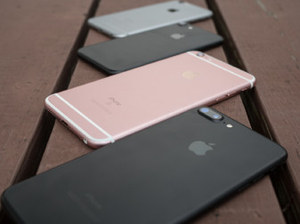 Opis: Apple iPhone 7 Plus (dual camera), Apple iPhone 6s Plus (rose gold), Apple iPhone 7 (black), Apple iPhone 6s (grey) - Apple iPhone 7 Plus Review