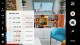 Opis: Camera interface of the Samsung Galaxy S7 - Apple iPhone 7 vs Samsung Galaxy S7