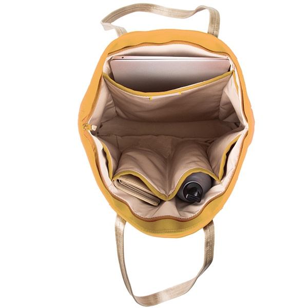 Torba UNIQ Hava na laptopa 16'' RPET - czarna