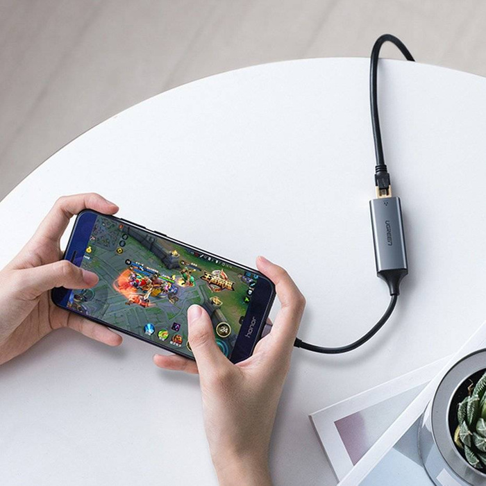 Ugreen zewnętrzna karta sieciowa  RJ45 - USB Typ C (1000 Mbps/ 1 Gbps )Gigabit Ethernet szary (CM199)