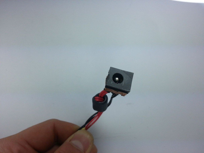 Gniazdo Zasilania Kabel TOSHIBA L100 A000007950