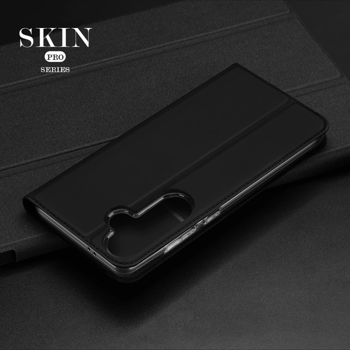 Etui Dux Ducis Skin Pro na Samsung Galaxy A36 5G / A56 5G z klapką i miejscem na kartę - czarne