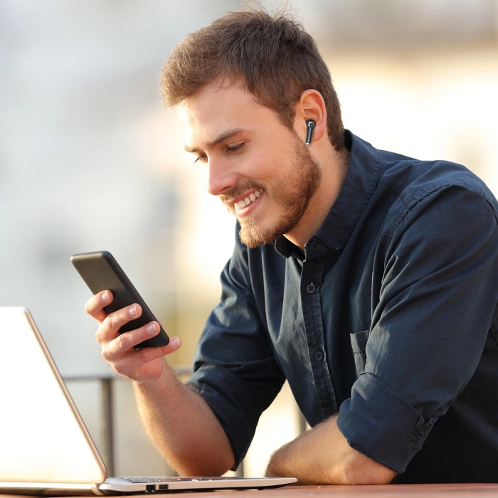 Słuchawki TWS Tronsmart Sounfii R4 (czarne)