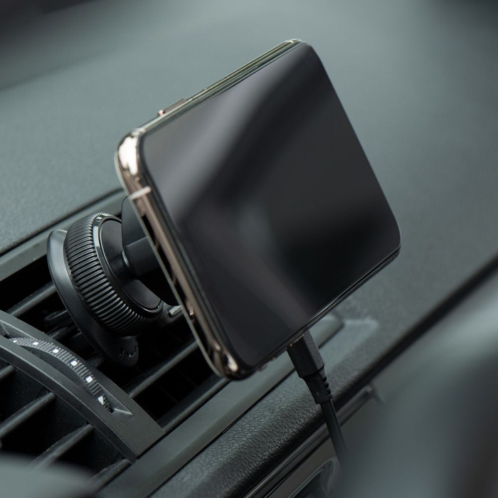 FORCELL uchwyt samochodowy do deski/szyby ładowaniem indukcyjnym kompatybilny z MagSafe 15W HS2