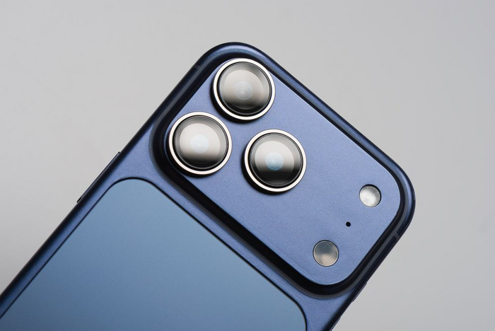 Szkło hartowane na aparat do iPhone 13 / 13 Mini Forcell Premium srebrne