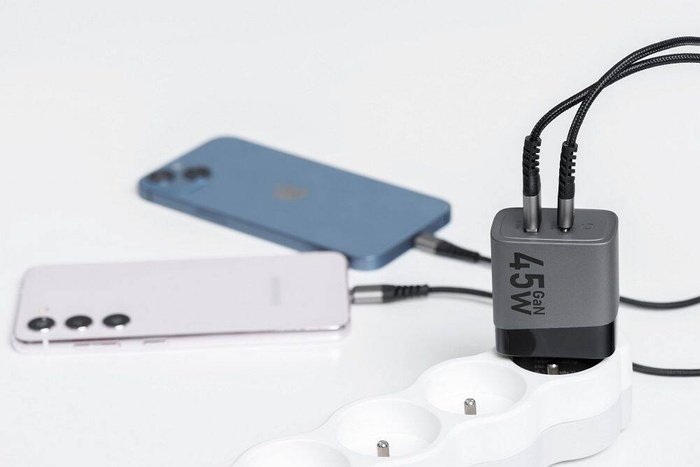 Ładowarka sieciowa do telefonu Forcell F-Energy GaN USB C + USB A QC4.0 PD 4A 45W VT-39 szara