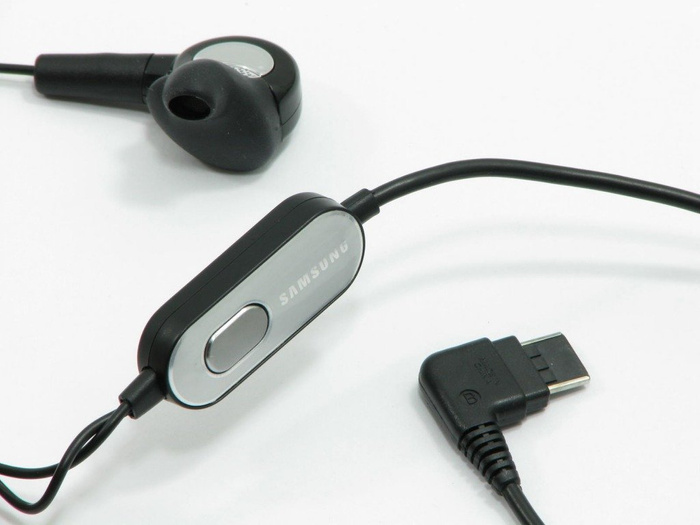 SŁUCHAWKI SAMSUNG D900I E250 E900 F200 U700 J600