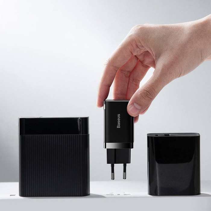 [PO ZWROCIE] Baseus Super Si Pro szybka ładowarka USB / USB Typ C 30W Power Delivery Quick Charge czarny (CCSUPP-E01)
