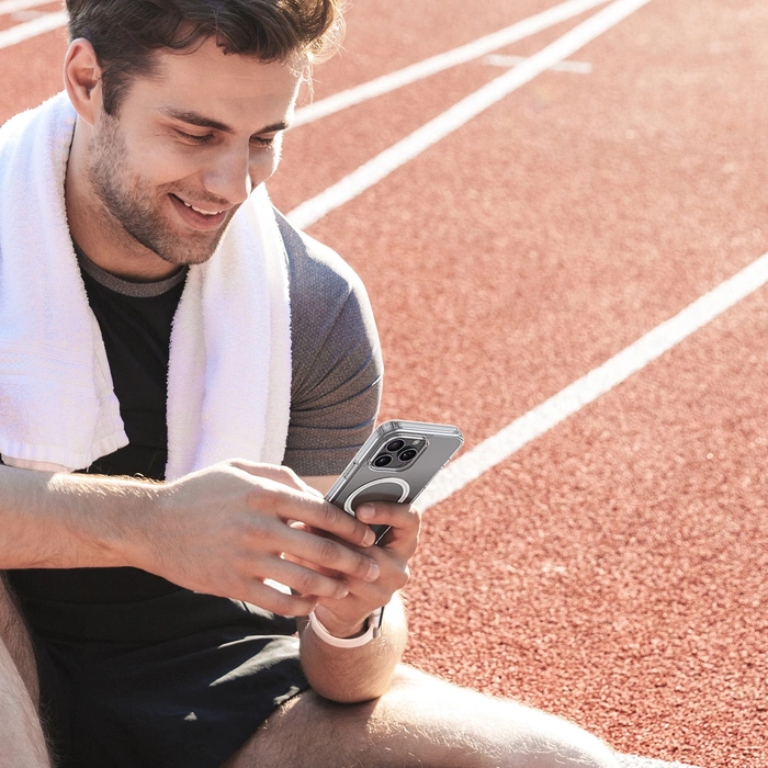 Etui Dux Ducis Clin Mag z MagSafe na iPhone 16 Pro - przezroczyste