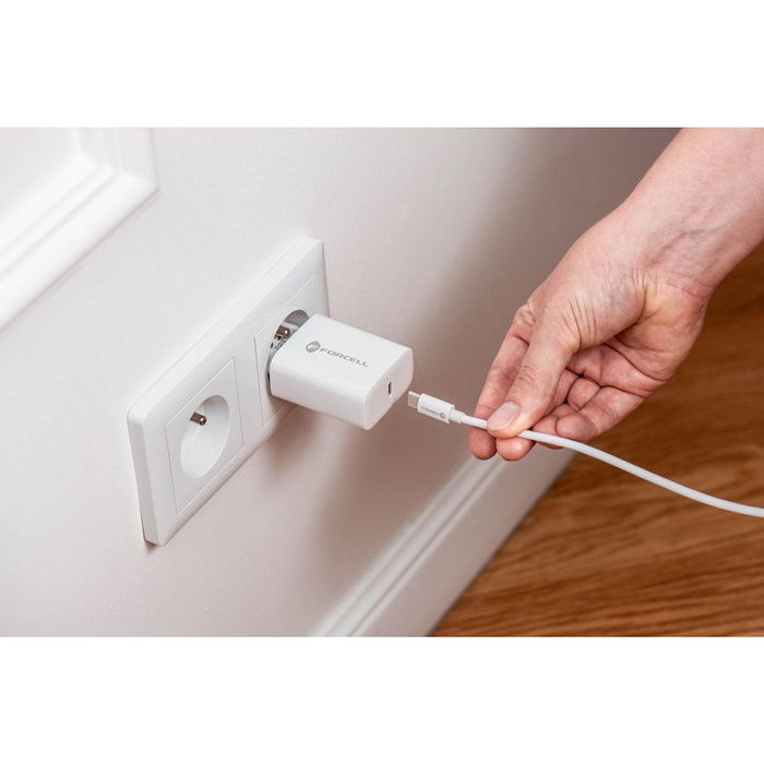 Ładowarka sieciowa do telefonu Forcell F-Energy USB C QC4.0 PD 3A 20W + kabel USB C do Lightning TFK-TC-20WPD biała