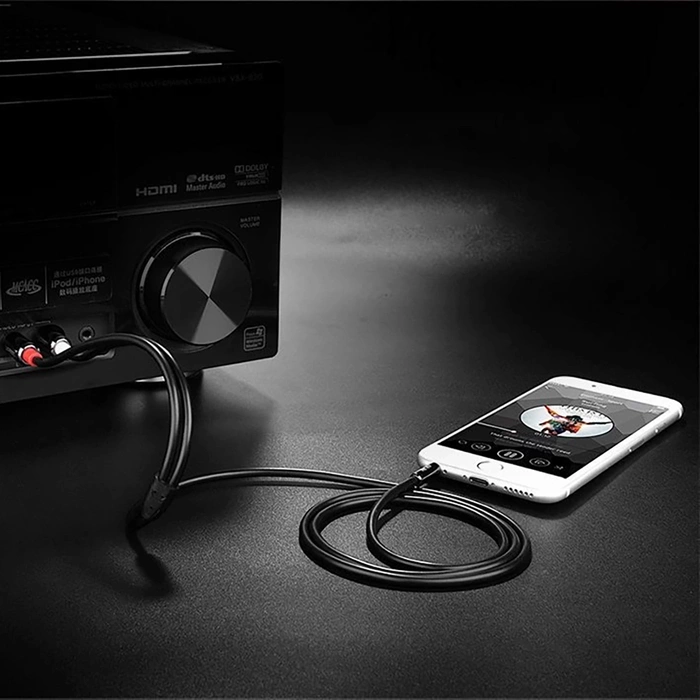 Ugreen kabel przewód audio 3,5 mm mini jack - 2RCA 2 m czarny (AV116 10584)