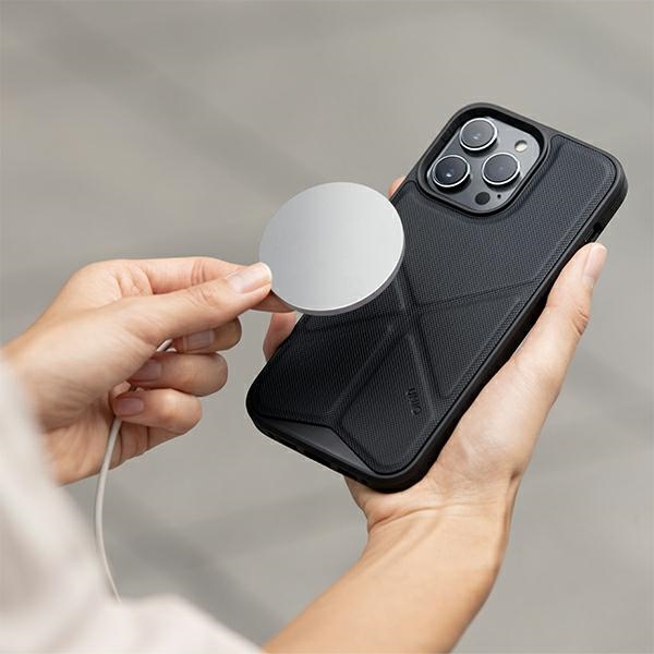 UNIQ etui Transforma iPhone 14 Pro 6,1" Magclick Charging czarny/ebony black