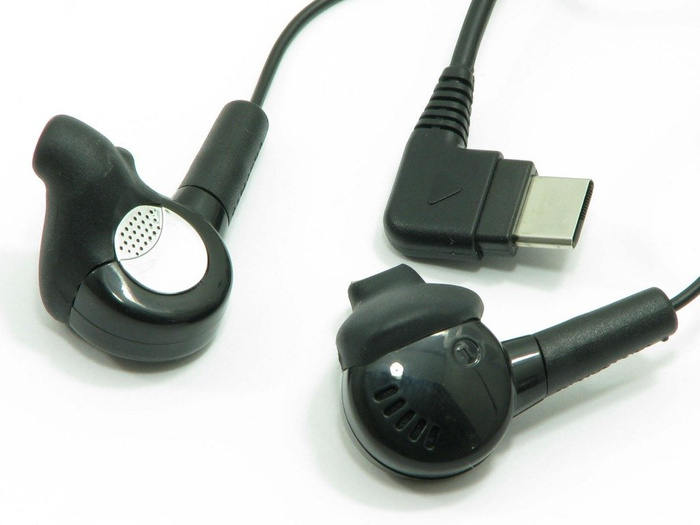 SŁUCHAWKI SAMSUNG D900I E250 E900 F200 U700 J600