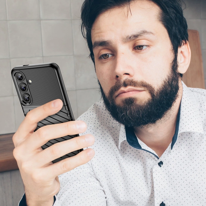 Thunder Case etui do Samsung Galaxy S25+ silikonowy pancerny pokrowiec - czarne