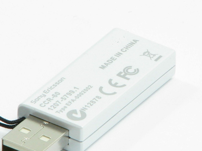 Oryginalny Czytnik Kart M2 USB SONY ERICSSON CCR-60 Biały