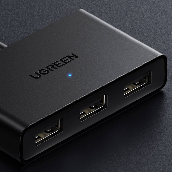 Ugreen przełącznik adapter switch box USB 2 wejścia - 3 wyjścia czarny (CM409) 