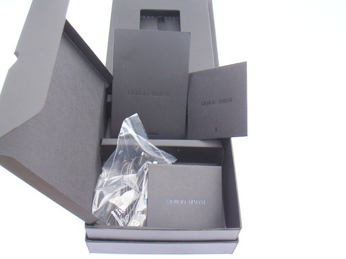 Pudełko SAMSUNG Giorgio Armani CD, Kabel