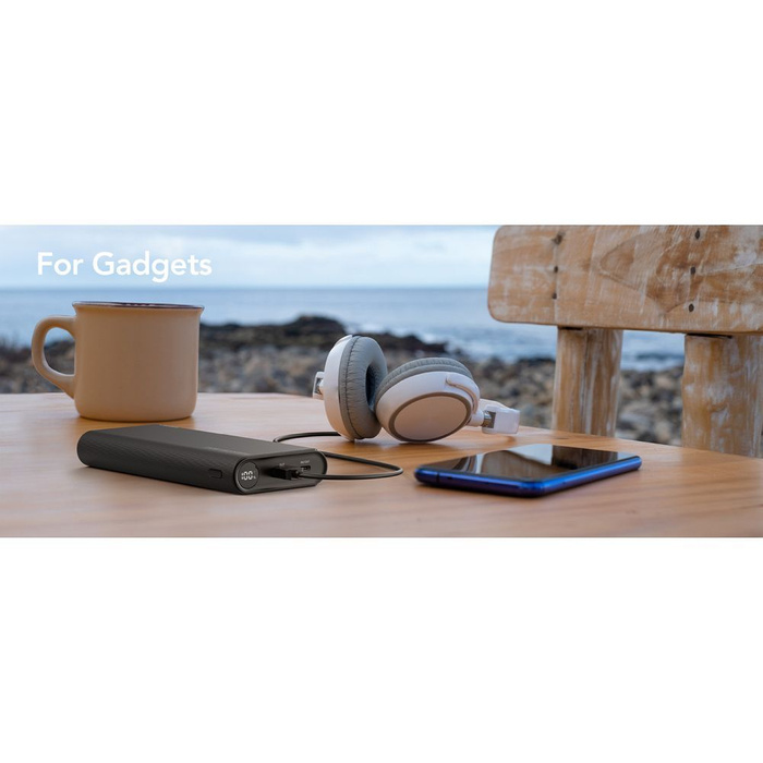 VEGER powerbank 25000 mAh z wbudowanymi kablami Typ C / Lightning PD 130W TCE130 (W2503) czarny