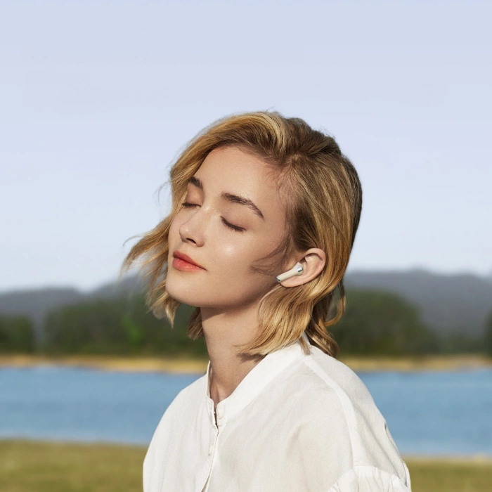 Słuchawki TWS Tronsmart Sounfii R4 (białe)