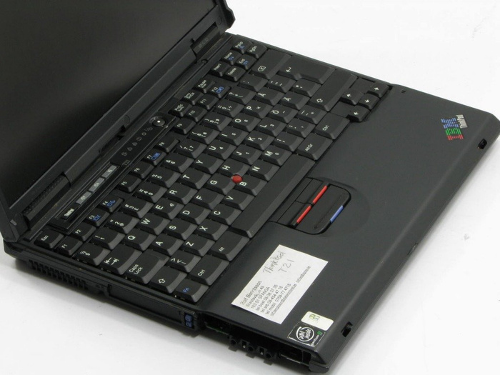  IBM Thinkpad T21   800MGz 256RAM     6260240