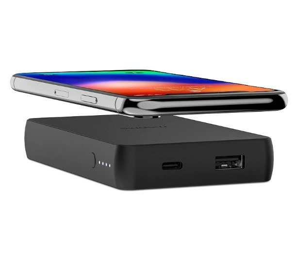 Powerbank Mophie Powerstation Wireless 6040mAh czarny z ładowaniem indukcyjnym 5W
