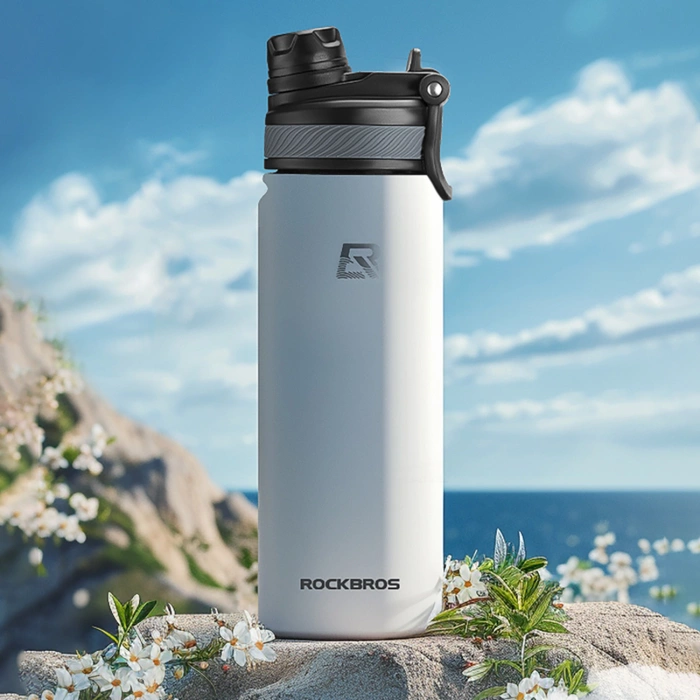 Bidon termiczny Rockbros 35210029006 rowerowy na napoje 620 ml - biały