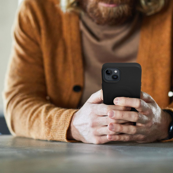 ROAR futerał LEATHER MAG kompatybilny z MagSafe do IPHONE 15 Plus Czarny