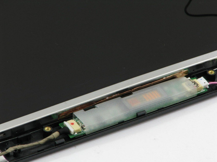 ASUS Klapa Z Matrycą bez ramki