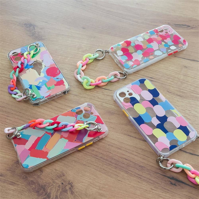 Color Chain Case żelowe elastyczne etui z łańcuchem łańcuszkiem zawieszką do iPhone 13 wielokolorowy (1)