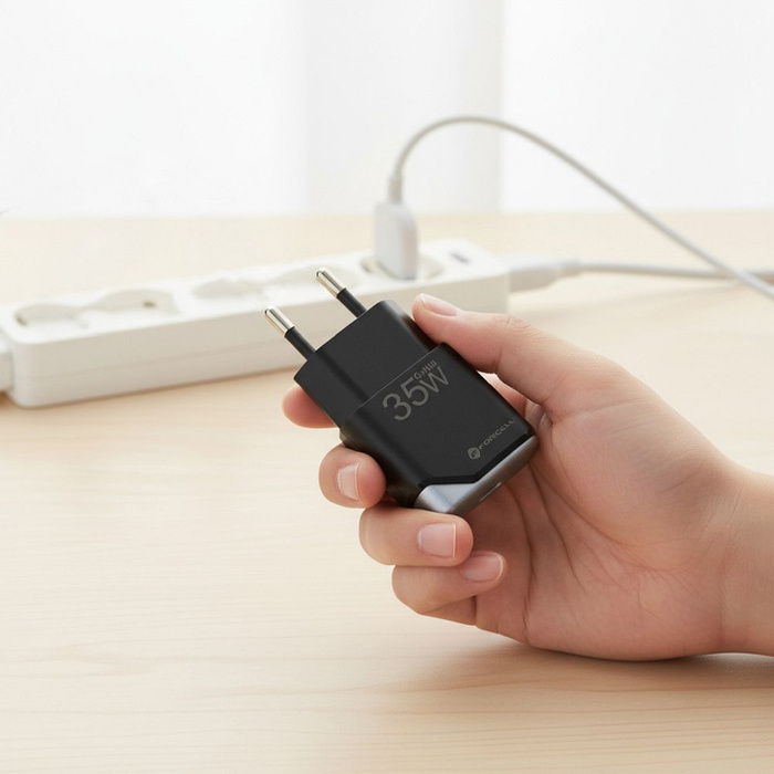Ładowarka sieciowa do telefonu Forcell F-Energy Ultra Slim GaN III USB C PD QC4.0 3A 35W B135101-E czarna