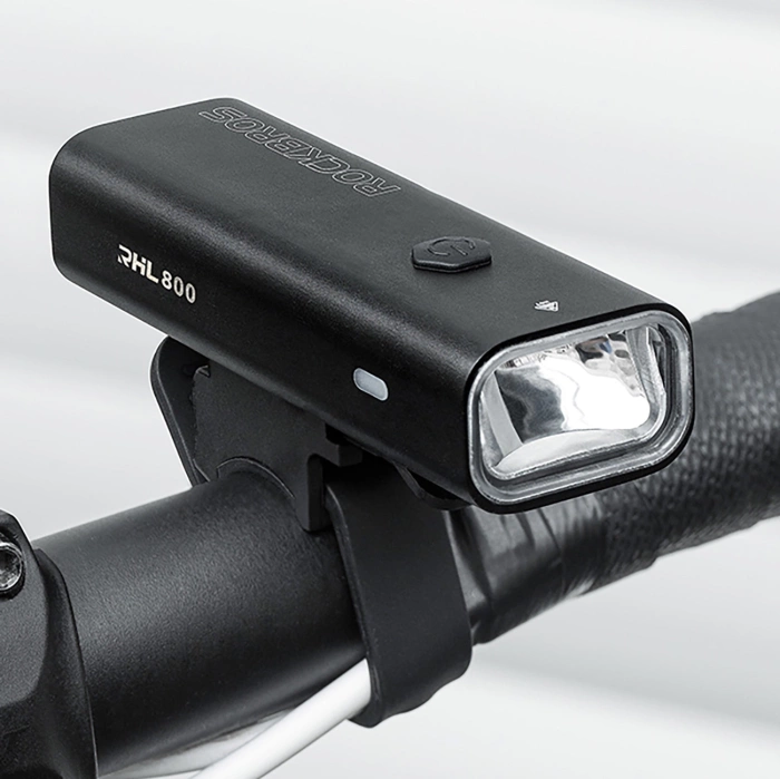 Lampka rowerowa przednia Rockbros 24710012001 800 lm + kabel USB-C - USB-A - czarna