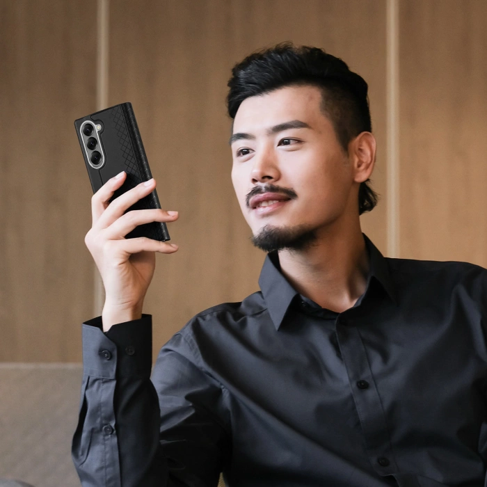 Etui Dux Ducis Samsung Galaxy Z Fold 7 Brill z zamknięciem magnetycznym Czarne