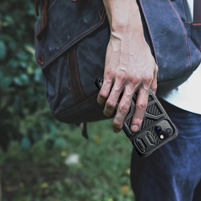 Nillkin Adventruer Case etui do iPhone 13 pancerny pokrowiec z osłoną na aparat czerwony