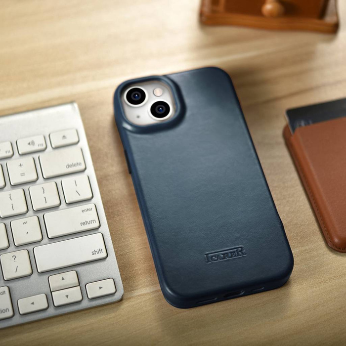 iCarer CE Oil Wax Premium Leather Folio Case skórzane etui iPhone 14 z klapką magnetyczne MagSafe niebieski (AKI14220705-BU)
