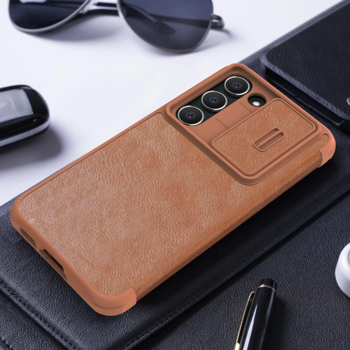 Nillkin Qin Leather Pro Case etui Samsung Galaxy S23 pokrowiec z klapką osłona na aparat brązowe