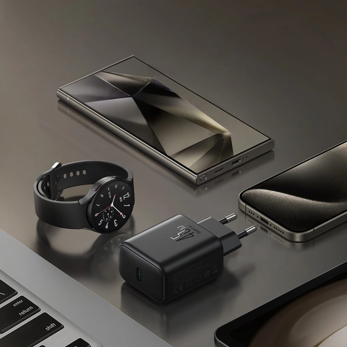 Ładowarka sieciowa Joyroom JR-TCG13 45W GaN do Samsung Ultra - czarna