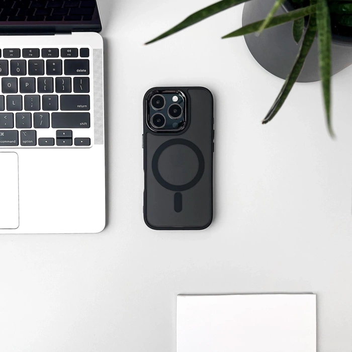 Etui brokatowe Glitter Case kompatybilne z MagSafe na iPhone 17 Pro Max - czarne