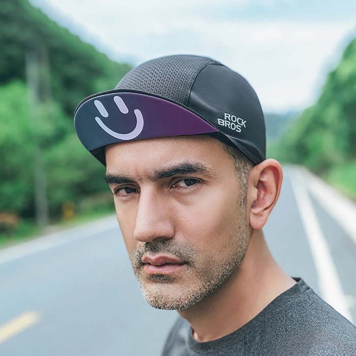 Czapka kolarska Rockbros 18230005001 z daszkiem - czarna