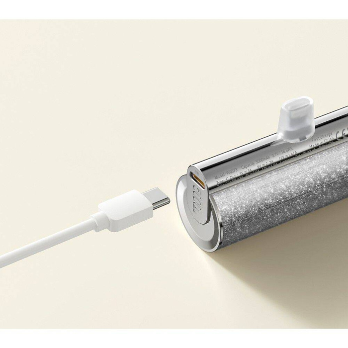 Powerbank Veger PlugOn (W0573) PD QC3.0 2,4A 12W 5000 mAh z wbudowanym złączem Typ C srebrny