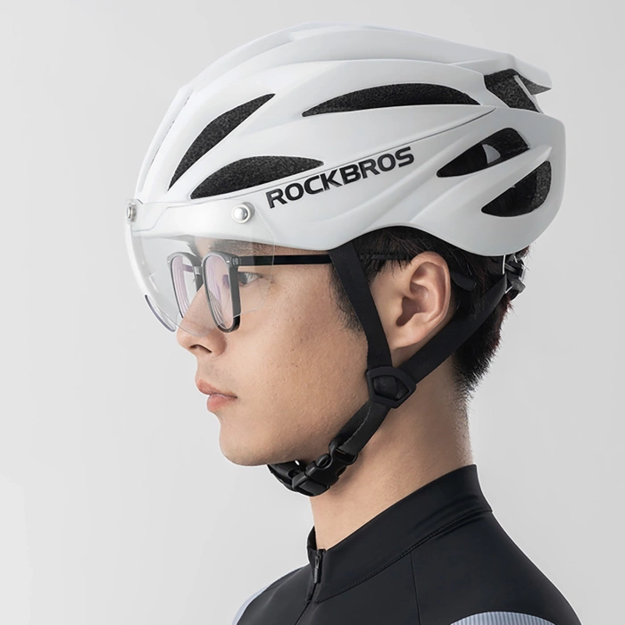 Kask rowerowy Rockbros z szybką, odpinane okulary z ochroną UV, unisex - brązowy