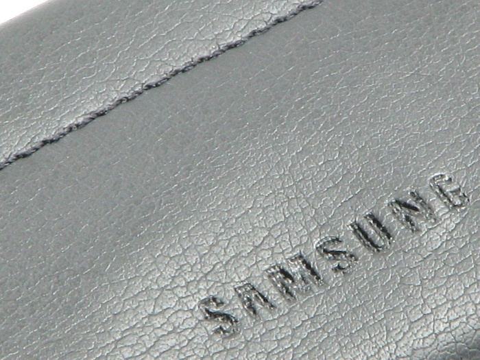 SKÓRZANY Woreczek SAMSUNG NA SŁUCHAWKI