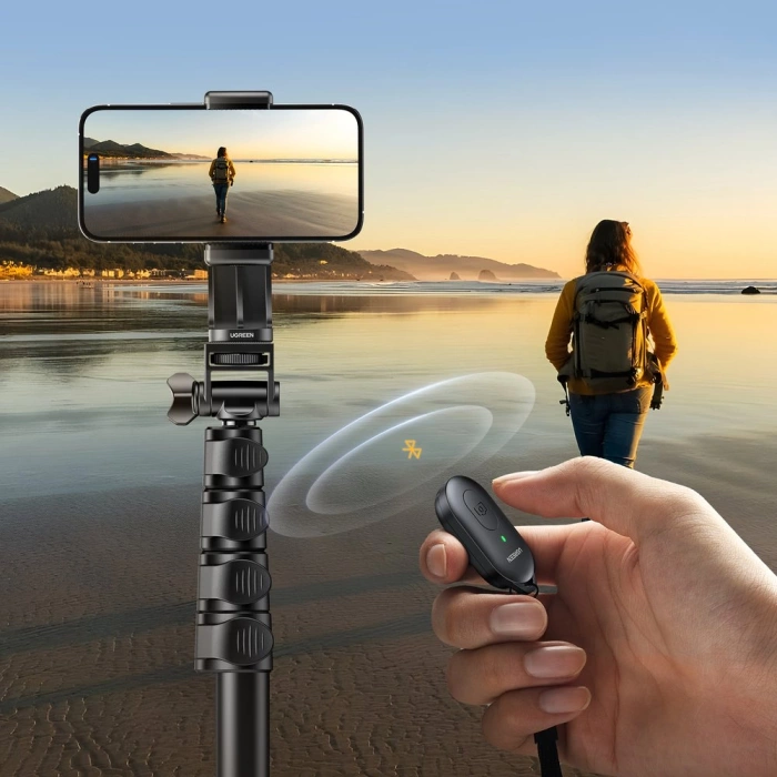 Selfie stick Ugreen LP680 ze stojakiem i pilotem Bluetooth 1.8m - czarny