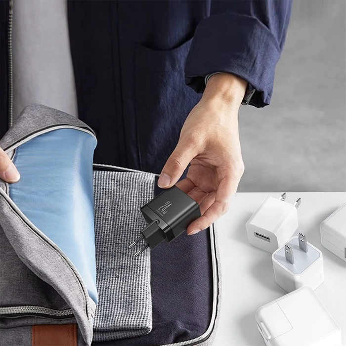 Ładowarka sieciowa Joyroom JR-TCN03 4xUSB-A 24W 4.8A  - czarna