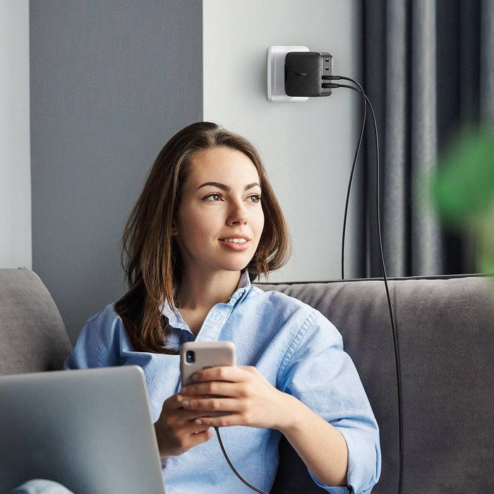 Ugreen szybka ładowarka PPS 65W USB / 3x USB Typ C QC 3.0 Power Delivery SCP FCP AFC (azotek galu) czarny (CD224 70774)