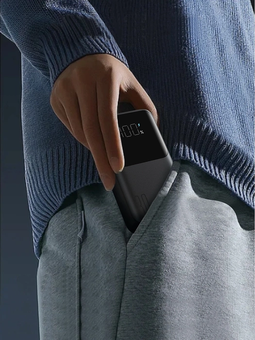 Joyroom powerbank 30W 10000mAh z wbudowanymi kablami Lightning i USB-C czarny (JR-PBC06)