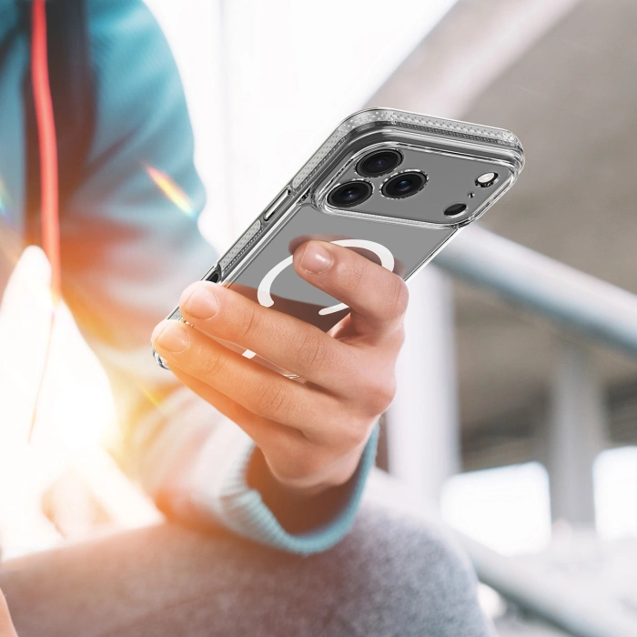 Etui Dux Ducis Clin Mag na iPhone 17 Pro kompatybilne z MagSafe - przezroczyste