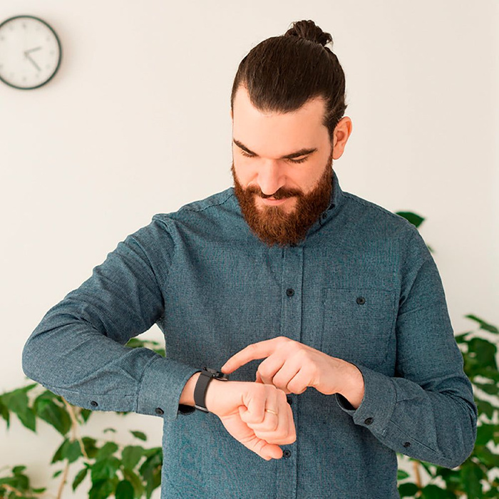 Pasek Spigen Fit Lite Samsung Galaxy Watch 4 40 / 42 / 44 / 46 mm Black 