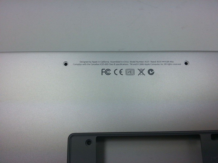 Obudowa Dolna APPLE Macbook Pro A1150 Oryginalna Grade B