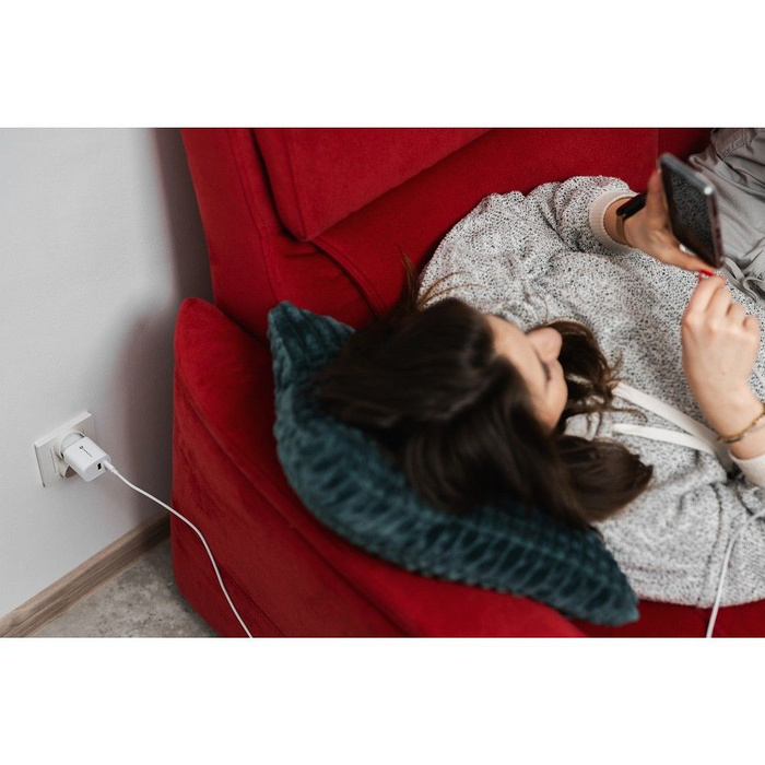 Ładowarka sieciowa do telefonu Forcell F-Energy USB C + USB A QC4.0 PD 3A 30W TFK-TC-30WPD biała